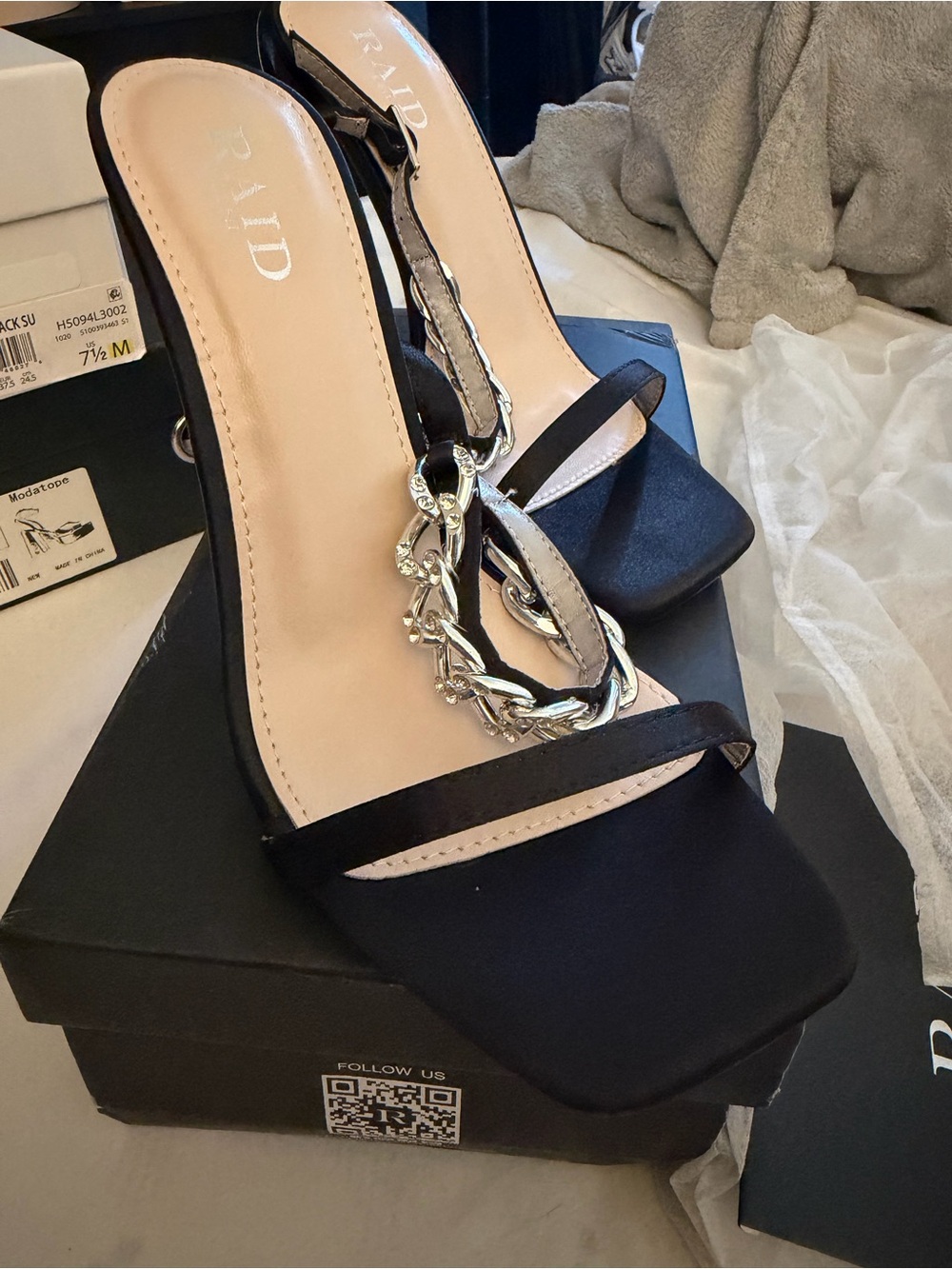 RAID Black Chain-Accent High Heel Sandals